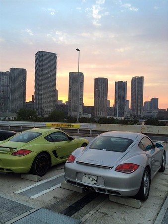 夕暮れの辰巳第一PA