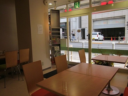 つながりのデザインCafe 室内1