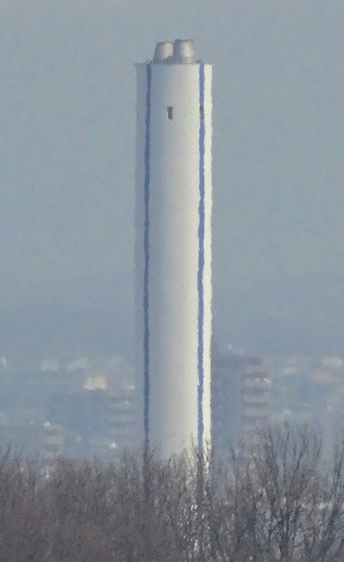 東山給水塔の一般公開 No 066 展望階から見た景色 謎の白い塔 写真共有サイト フォト蔵