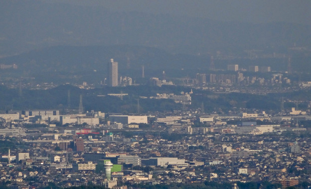 岐阜城天守閣から見た景色 No - 21:桃花台ニュータウンと中部大学