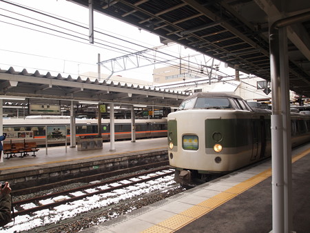 189系妙高 信越本線長野駅02