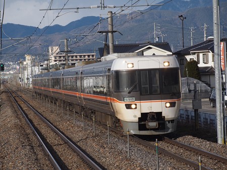 383系特急しなの 篠ノ井線平田駅