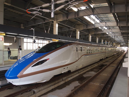 E7系つるぎ 北陸新幹線金沢駅01