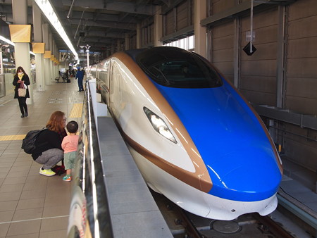 E7系かがやき 北陸新幹線金沢駅01