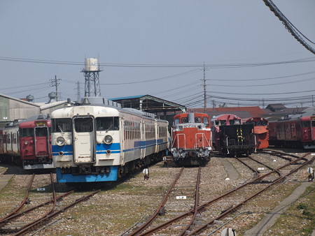 475系 松任工場03