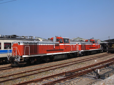 DE10 松任工場03