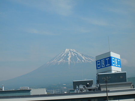 新幹線から見えた富士山01