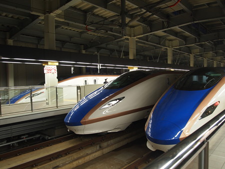 E7系の集まり 北陸新幹線金沢駅02
