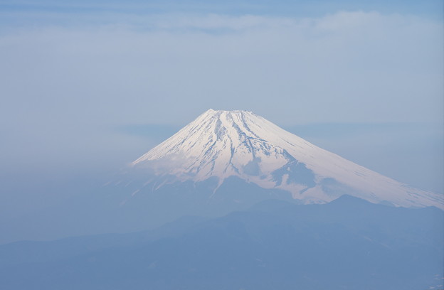 霞の海から頭を出す-富士山-