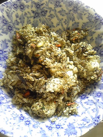 出がらし茶たっぷりチャーハン