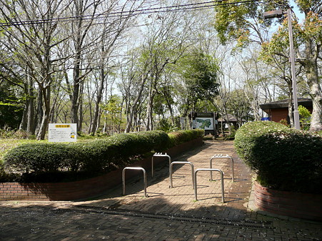 白尾山公園入口