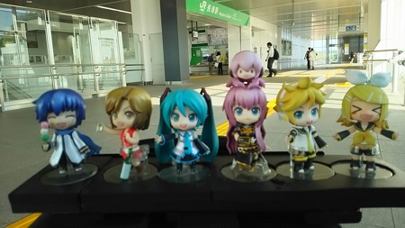 ミク:「それではちょっと早いですが、自宅最寄り駅を出発します!」 ...