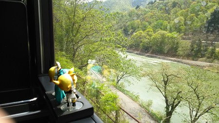 飯山→森宮野原間、上境付近。 ミク:「嗚ぁ呼ぁーー…… 河の流れ...