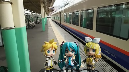 リン:「新潟駅に到着とうちゃくぅー♪」 ミク:「約1時間待って、...