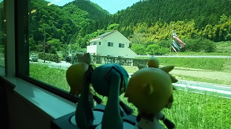 矢祭山→下野宮間。 レン:「いよいよ県境か!」 リン:「茨城県だ...