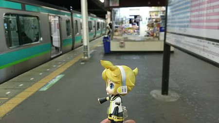 ■ 我孫子 20:14 → 成田 20:59 883M 普通