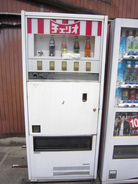 旧式瓶チェリオ