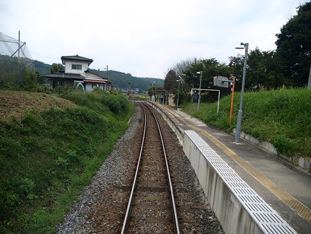 滝駅3