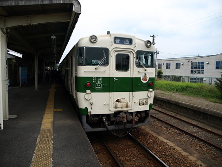 烏山駅2