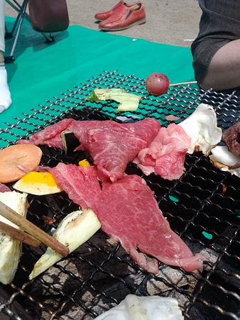 肉焼くぞ!