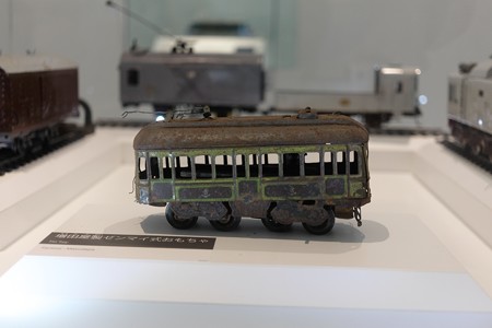 2015.03.31　原鉄道模型博物館　増田屋製ゼンマイ式電車