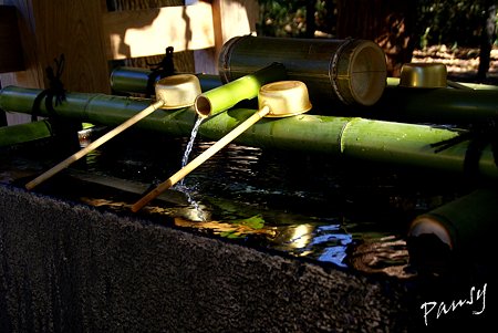 白旗神社手水舎・・鶴岡八幡宮・・8
