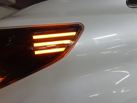 デモカー３０アルファード　サイドマーカーＬＥＤ２色タイプ加工　オレンジ