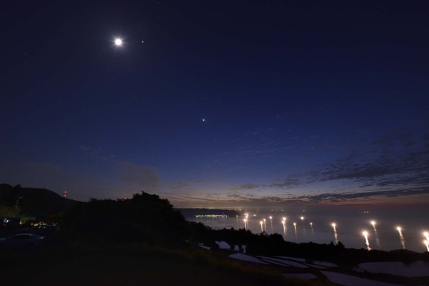 月夜の油谷湾