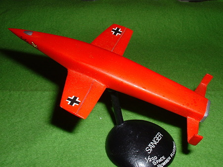 200分の1「ゼンガー 対蹠地爆撃地 その6 赤 斜め後ろ Doburoku-TAO