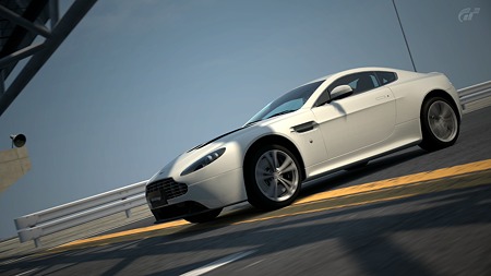 アストンマーティン V12 バンテージ '10 テスト (7)